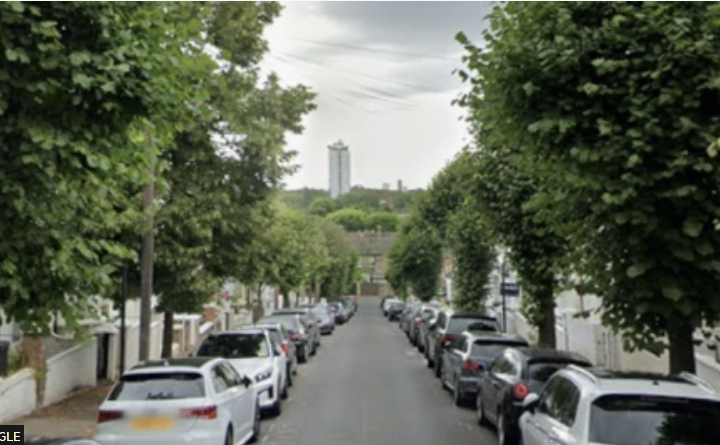Teen, 17, stabbed to death in Battersea named for first time as 2 boys and girl arrested