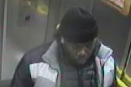 Heavy breathing Tube knifeman calmly leaves station after stabbing attack - he laughs at police - My London