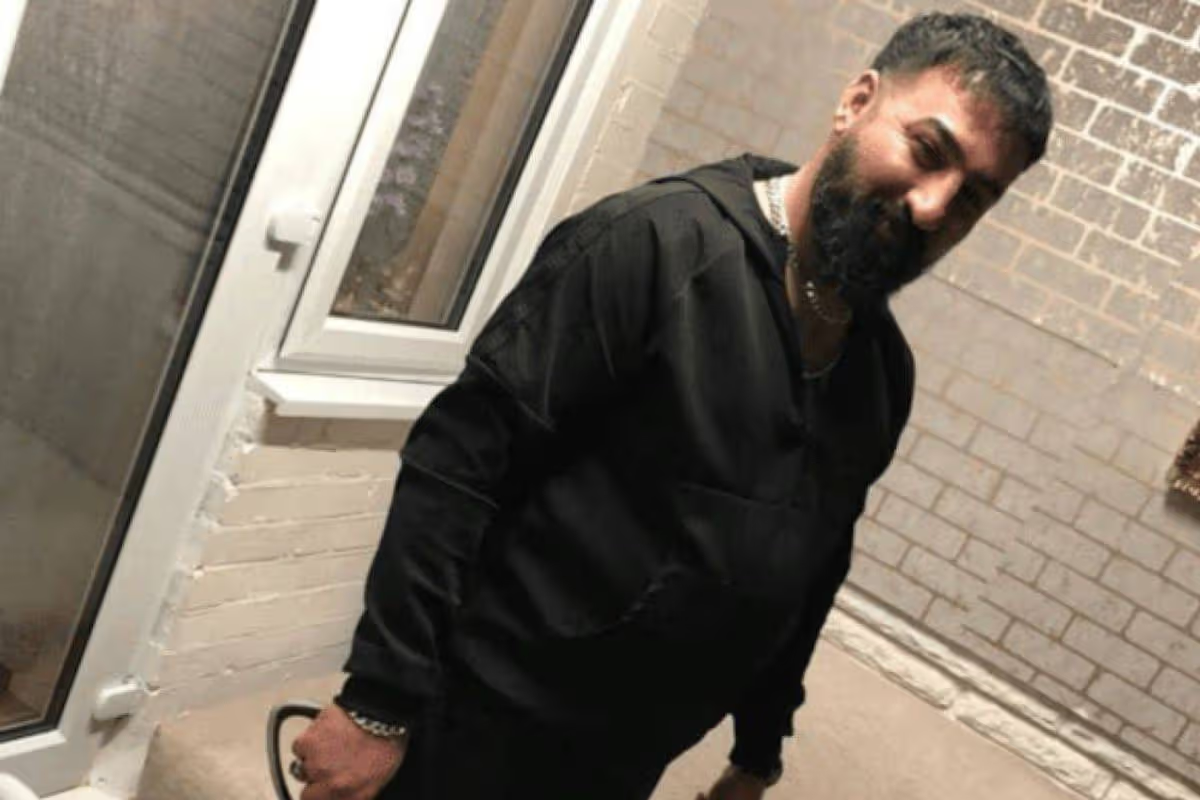 Prolific people smuggler Mohammed Ali Nareman, 37, caught after yacht of migrants ran aground