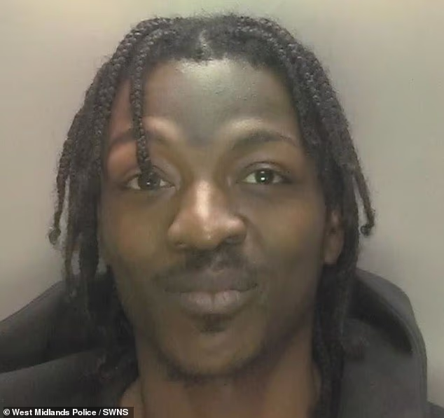 Police continue hunt for suspect who hit officer to the floor with his own baton in stop and search before fleeing on e-bike | Daily Mail Online