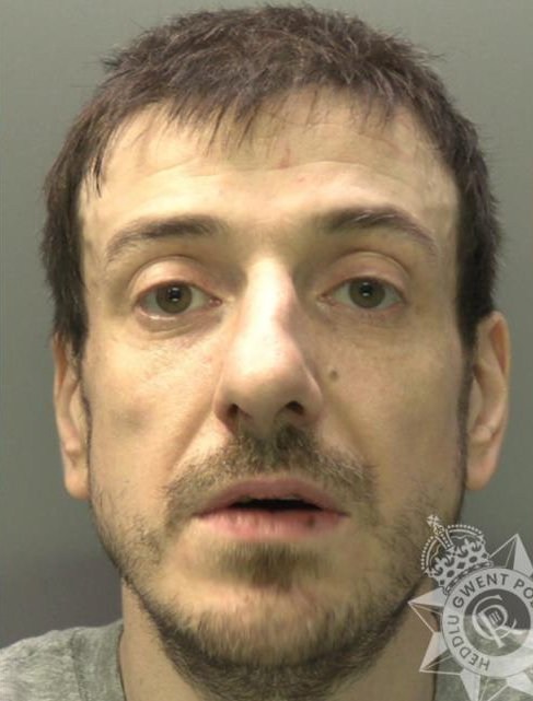 Neighbour from hell threatened to slice woman’s baby in half during row